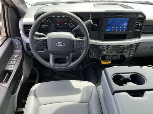 New 2026 Ford F550 4x4 Supercab Super Duty image 12
