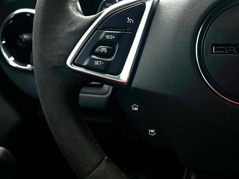 Used 2020 Chevrolet Camaro SS image 33