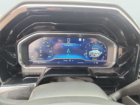 Used 2025 Chevrolet Silverado 1500 LT AWD/4WD image 22