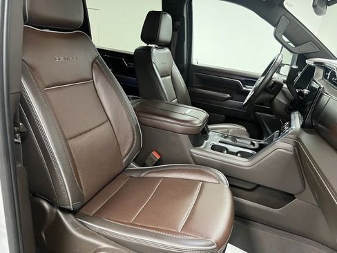 Used 2024 GMC Sierra 2500 Denali image 64