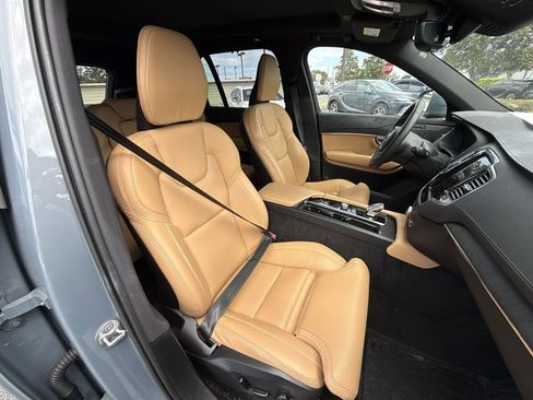 Used 2023 Volvo XC90 T8 Ultimate w/ Protection Package Premier AWD/4WD image 16