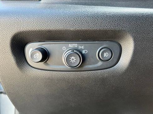 Used 2020 Chevrolet Traverse Premier w/ LPO, Floor Liner Package AWD/4WD image 25