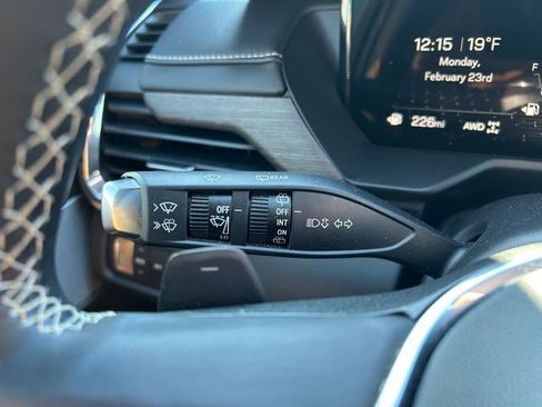 Used 2024 GMC Acadia Denali w/ Super Cruise Package image 54