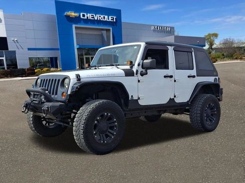 Used 2012 Jeep Wrangler Unlimited Rubicon w/ Dual Top Group image 33