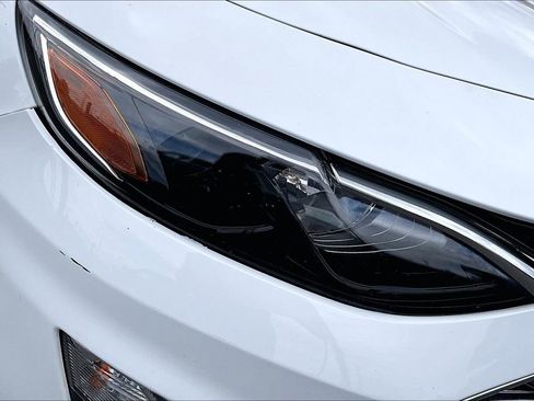 Used 2023 Chevrolet Malibu LT FWD image 28