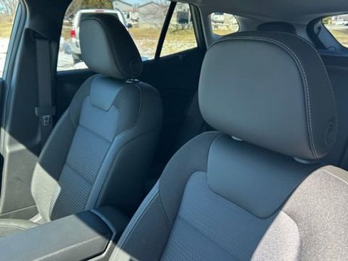 New 2026 Chevrolet Trax LT w/ Sunroof Package image 15