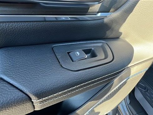 New 2025 RAM 1500 Laramie image 15