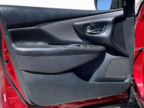 Used 2020 Nissan Murano SV FWD image 21