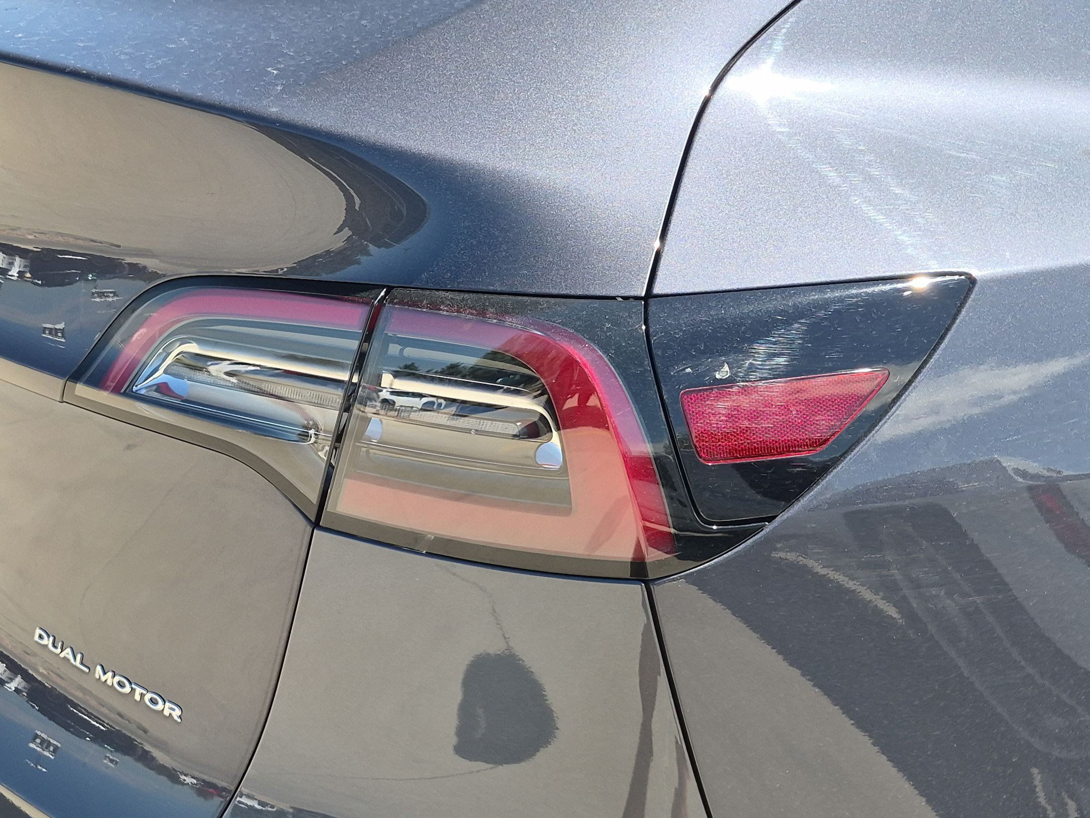 Used 2021 Tesla Model Y Long Range AWD/4WD image 12