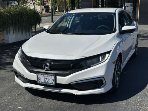 Used 2019 Honda Civic LX image 4