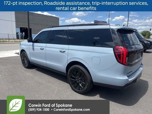 Used 2025 Ford Expedition Max Platinum w/ Stealth Appearance Package AWD/4WD image 4