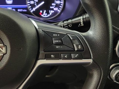 Used 2024 Nissan Sentra SV FWD image 25