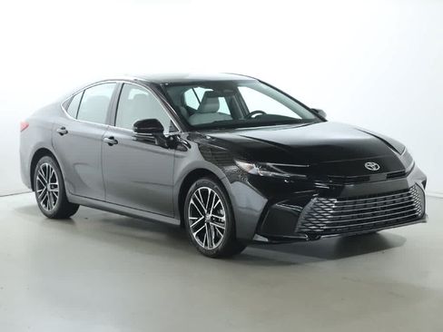 Certified 2026 Toyota Camry XLE AWD/4WD image 9