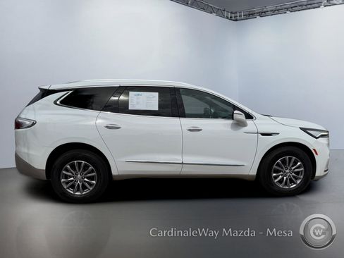Used 2024 Buick Enclave Premium AWD/4WD image 3