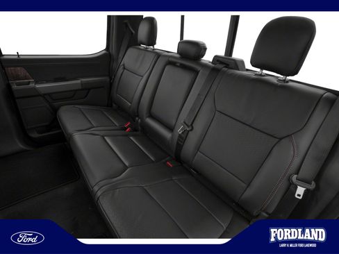 Used 2021 Ford F150 Lariat w/ Equipment Group 502A High AWD/4WD image 8