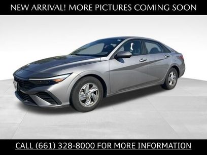 Used 2024 Hyundai Elantra SE
