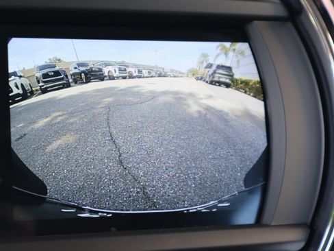 Used 2020 MINI Cooper Clubman S w/ Premium Package image 4