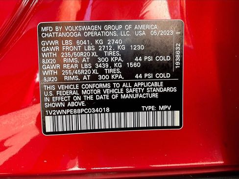Used 2023 Volkswagen ID.4 Pro S AWD/4WD image 32