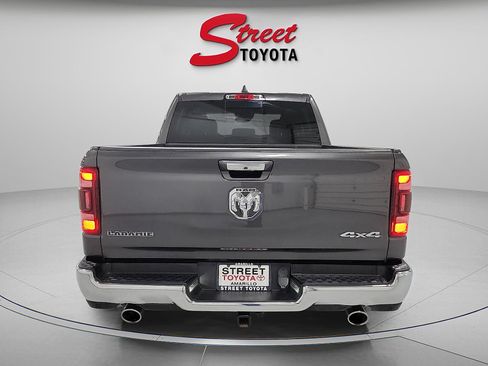 Used 2021 RAM 1500 Laramie AWD/4WD image 3