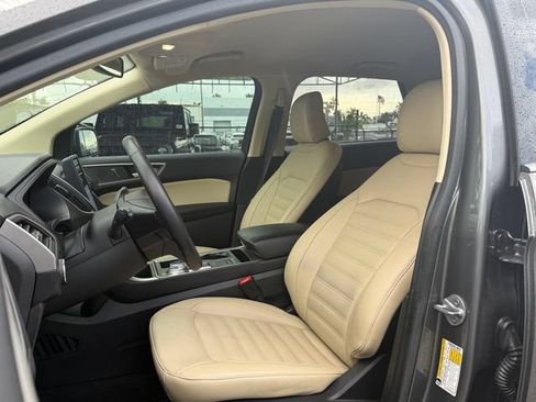 Used 2023 Ford Edge SEL w/ Cargo Accessory Package AWD/4WD image 9