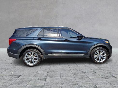 Used 2022 Ford Explorer Platinum w/ Equipment Group 601A AWD/4WD image 7