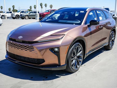 New 2025 Toyota Crown Signia Limited image 6