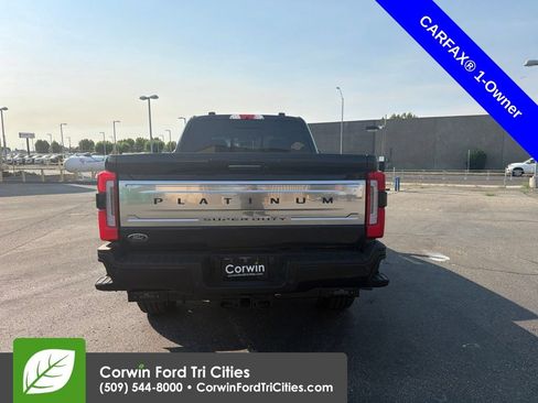 Used 2024 Ford F250 Platinum AWD/4WD image 7