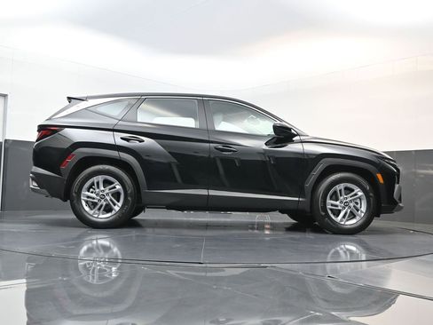 Used 2026 Hyundai Tucson SE FWD image 22