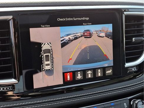 New 2026 Chrysler Pacifica Limited image 14