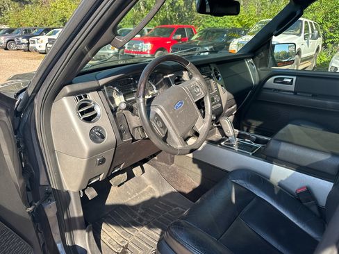 Used 2013 Ford Expedition EL Limited image 9