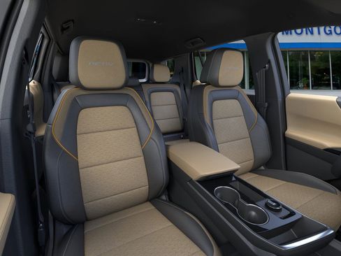 New 2026 Chevrolet Equinox ACTIV w/ Safety and Technology Package image 16