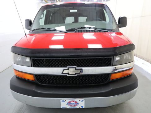 Used 2011 Chevrolet Express 1500 LT w/ LT Preferred Equipment Group RWD image 6