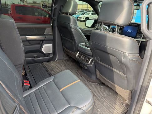 Used 2022 Ford F150 Platinum w/ Equipment Group 701A High image 8