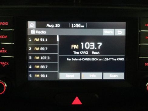 Used 2021 Kia Soul LX FWD image 15
