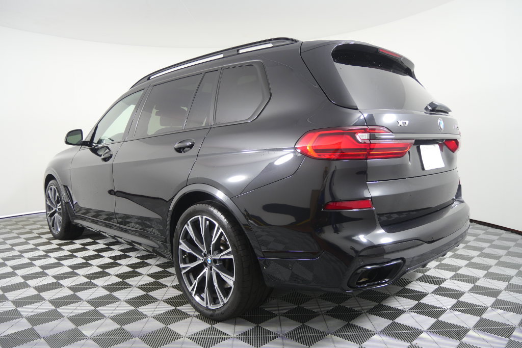 Used 2022 BMW X7 M50i AWD/4WD image 6