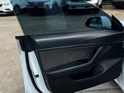 Used 2020 Tesla Model 3 Standard Range Plus RWD image 10