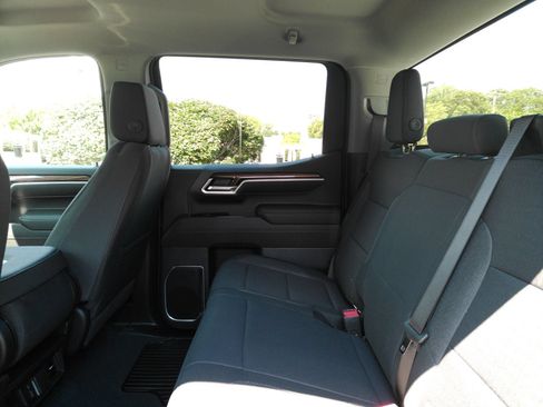 Used 2026 Chevrolet Silverado 1500 LT AWD/4WD image 12