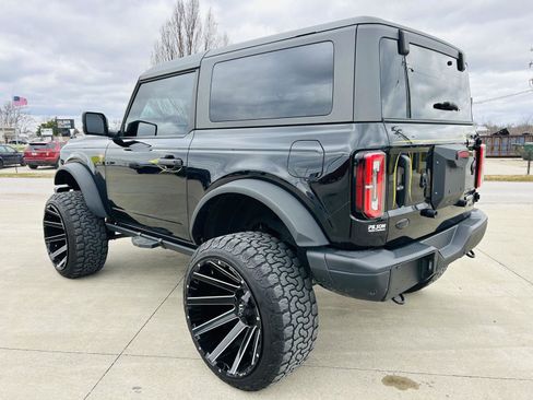 Used 2023 Ford Bronco Badlands image 35
