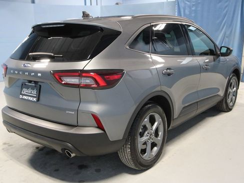 Used 2025 Ford Escape ST-Line w/ Equipment Group 301A image 34
