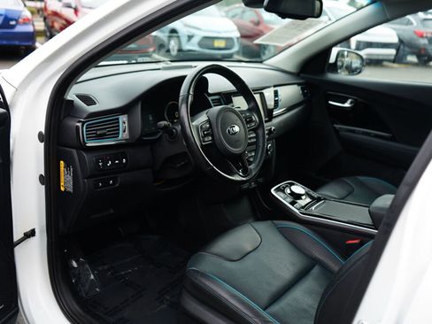 Used 2019 Kia Niro EX Premium w/ Cold Weather Package 1.0 image 13