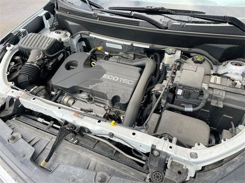 Certified 2022 Chevrolet Equinox LT image 28