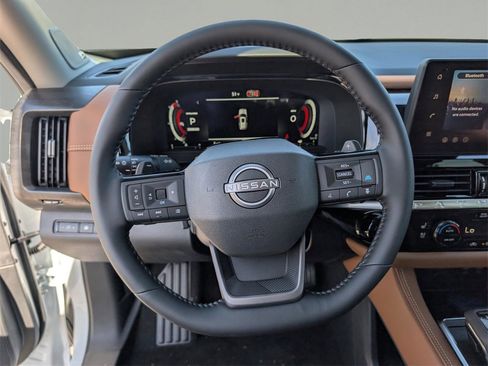 New 2026 Nissan Pathfinder Platinum image 22