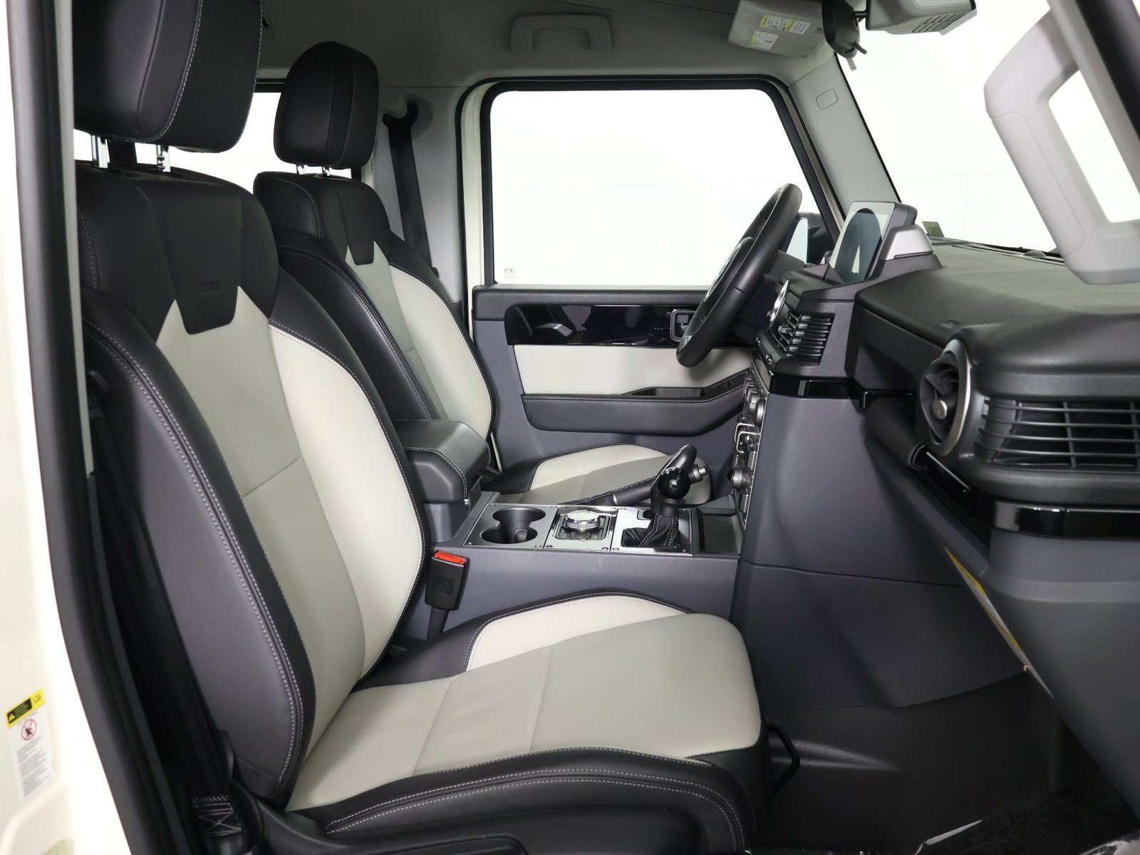 Used 2024 INEOS Grenadier Station Wagon AWD/4WD image 31