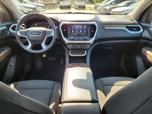 Used 2021 GMC Acadia SLE w/ Driver Convenience Package FWD image 8