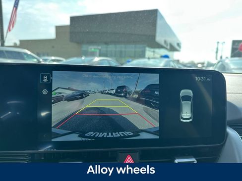 New 2025 Hyundai Ioniq 5 SE image 20