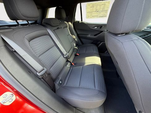 New 2026 Chevrolet Equinox LT image 18