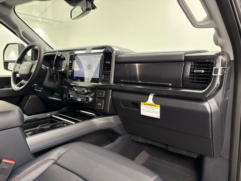 New 2026 Ford F250 Lariat w/ Black Appearance Package AWD/4WD image 33