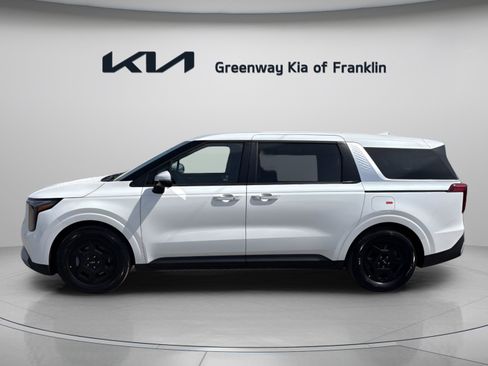 New 2026 Kia Carnival LX FWD image 4