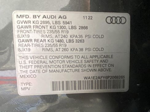 Used 2023 Audi Q5 e Premium Plus w/ Premium Plus Package AWD/4WD image 36