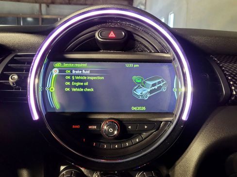 Used 2015 MINI Cooper S image 31